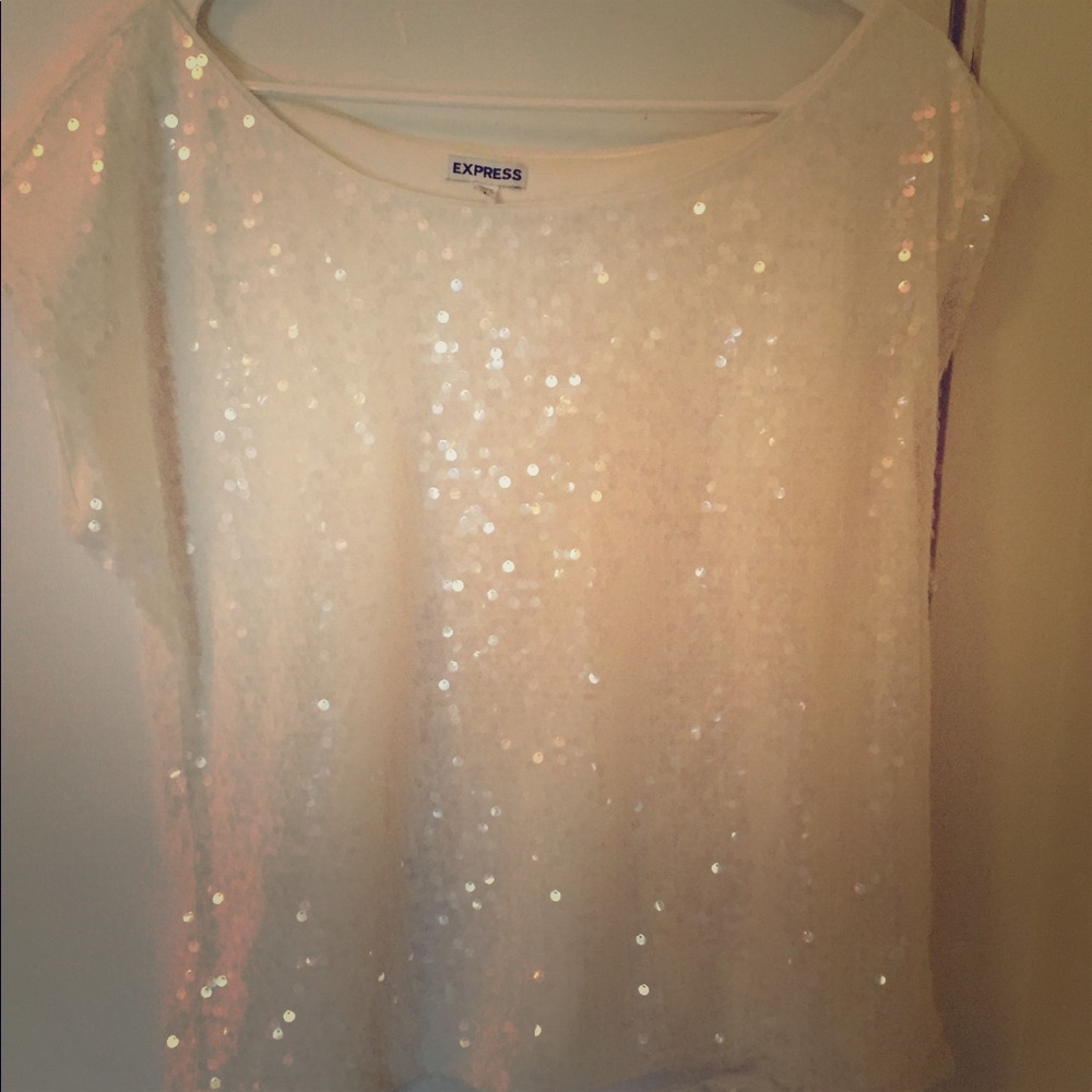 White sequin shirt 💋 5 for $25